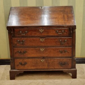 Oak Bureau